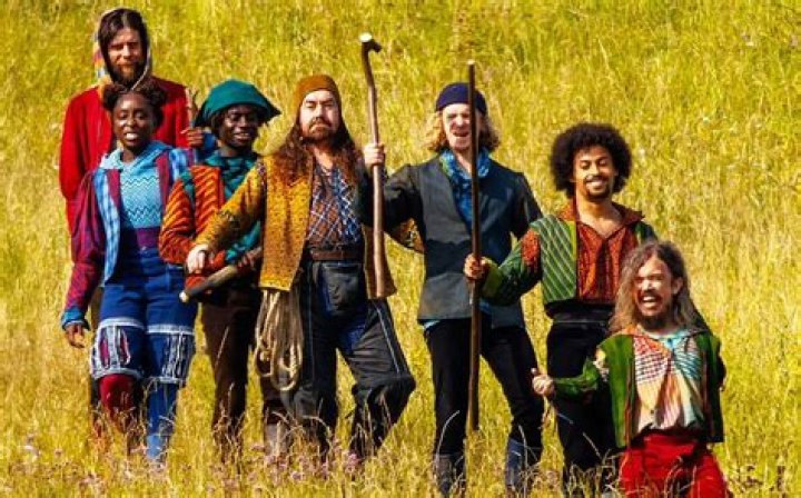 How tall are the Snow White dwarfs? – Celebrity