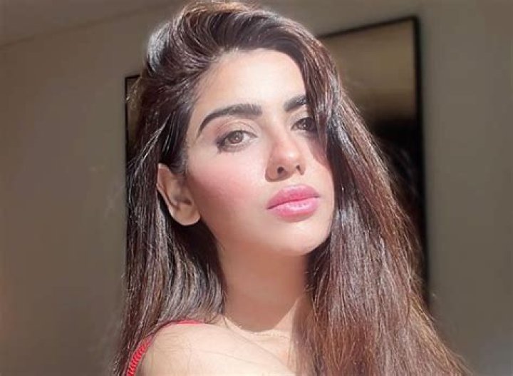 Hritiqa Chheber in Bathing Suit is "Growing With the Flow" — Celebwell