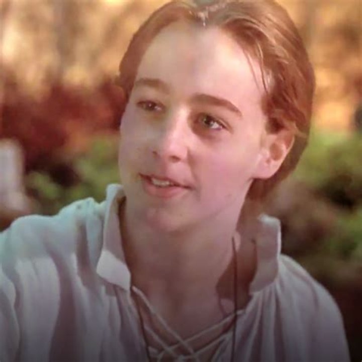 Is it Thackery Binx or Zachary Binx? – Celebrity