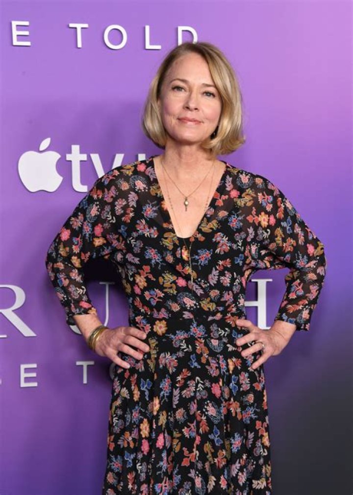 Susanna Thompson Net Worth